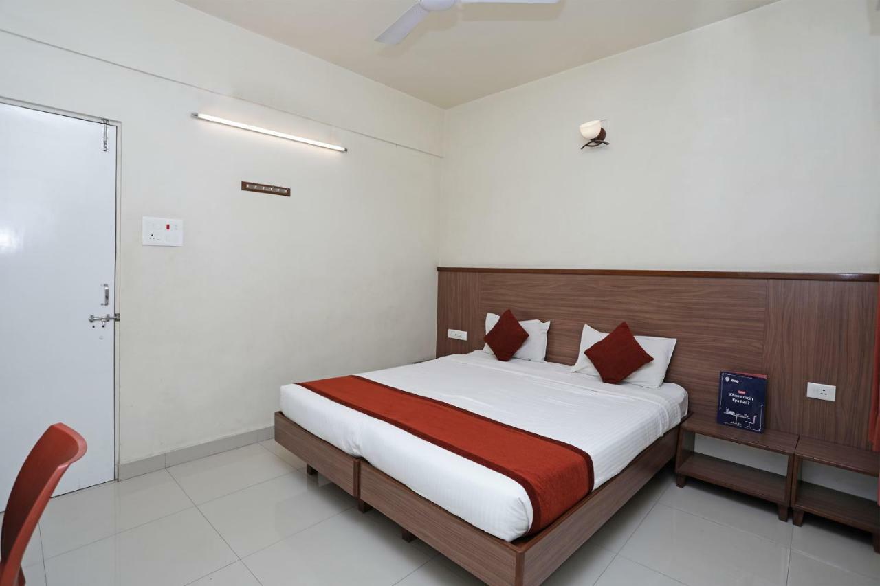 Oyo 4104 Surya Villa 푸네 외부 사진