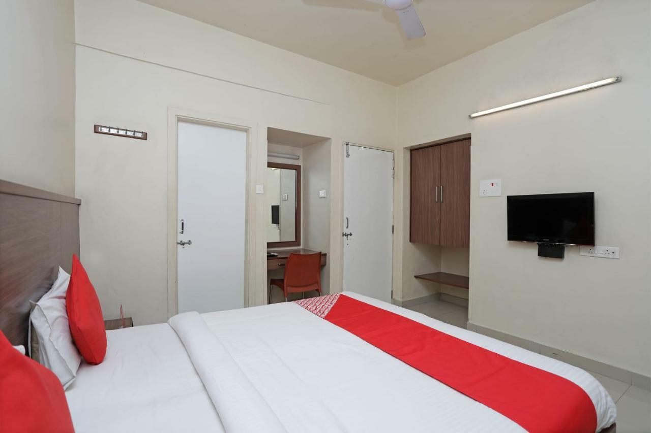 Oyo 4104 Surya Villa 푸네 외부 사진