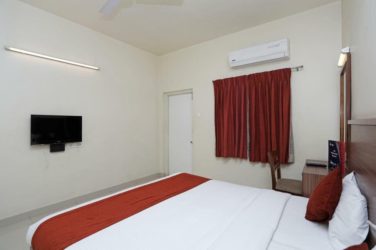 Oyo 4104 Surya Villa 푸네 외부 사진